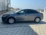 Chevrolet Cruze 2012 года за 3 500 000 тг. в Актау – фото 2