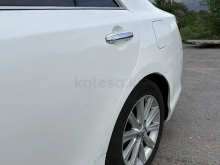Toyota Camry 2014 года за 8 500 000 тг. в Алматы – фото 17
