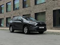 Toyota RAV4 2020 года за 16 500 000 тг. в Актобе