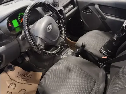ВАЗ (Lada) Granta 2190 2013 года за 2 500 000 тг. в Актобе – фото 3