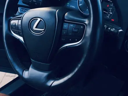 Lexus UX 250h 2021 года за 20 700 000 тг. в Алматы – фото 11