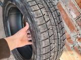 Шины 215/55/R17.4штүшін80 000 тг. в Актобе