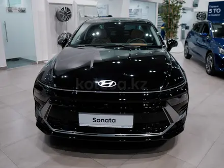 Hyundai Sonata 2025 года за 19 824 600 тг. в Тараз