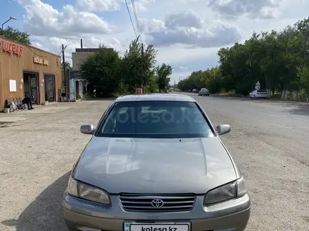 Toyota Camry 1999 года за 3 000 000 тг. в Семей