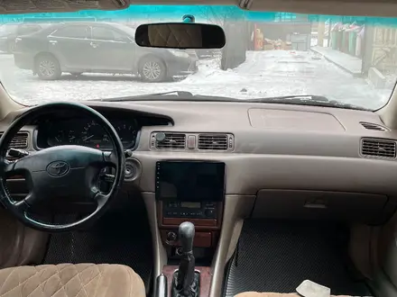 Toyota Camry 1997 года за 3 800 000 тг. в Семей – фото 19