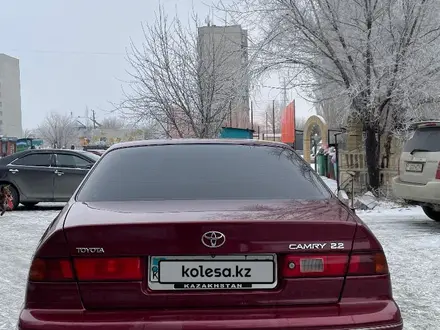 Toyota Camry 1997 года за 3 800 000 тг. в Семей – фото 4