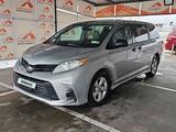 Toyota Sienna 2020 года за 9 800 000 тг. в Алматы