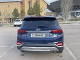 Hyundai Santa Fe 2020 годаfor15 200 000 тг. в Астана – фото 2