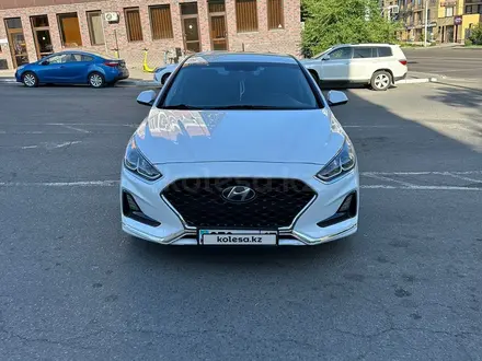 Hyundai Sonata 2017 года за 9 000 000 тг. в Алматы