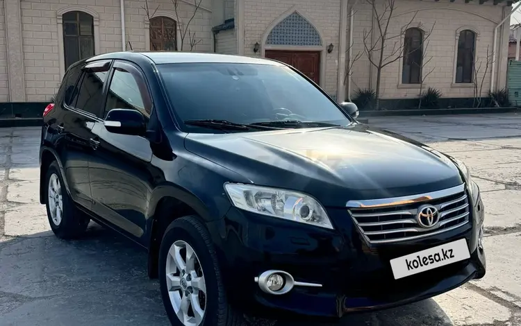 Toyota RAV4 2011 года за 7 500 000 тг. в Актау
