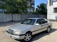 Mercedes-Benz C 180 1994 года за 1 850 000 тг. в Астана