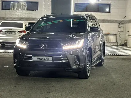 Toyota Highlander 2017 года за 22 500 000 тг. в Алматы – фото 3