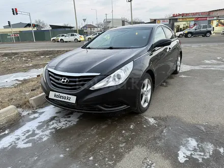 Hyundai Sonata 2011 года за 6 000 000 тг. в Атырау – фото 2