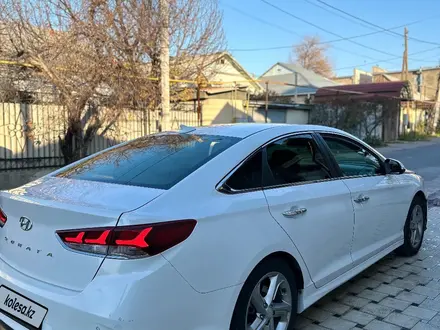 Hyundai Sonata 2018 года за 8 500 000 тг. в Шымкент – фото 4