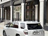 Toyota 4Runner 2016 годаүшін18 300 000 тг. в Актау – фото 4