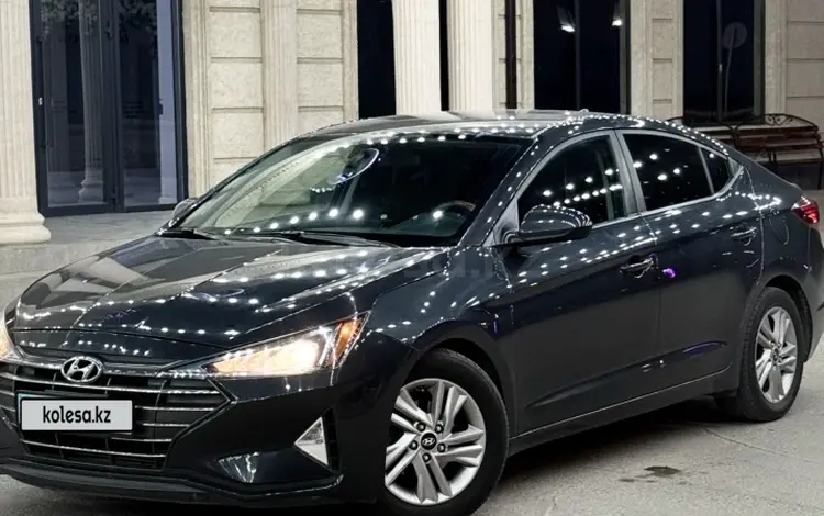 Hyundai Elantra 2019 года за 8 000 000 тг. в Атырау
