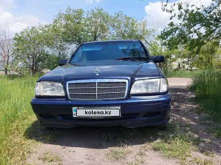 Mercedes-Benz C 180 1996 года за 1 650 000 тг. в Караганда – фото 8