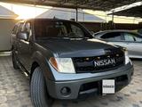 Nissan Navara 2010 года за 7 500 000 тг. в Алматы