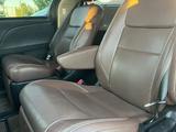 Toyota Sienna 2015 года за 10 500 000 тг. в Актобе – фото 5