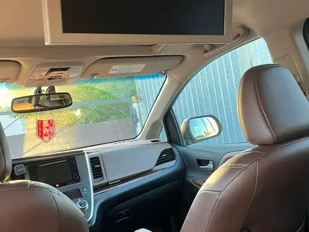 Toyota Sienna 2015 года за 10 500 000 тг. в Актобе – фото 8