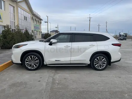 Toyota Highlander 2022 года за 30 000 000 тг. в Атырау – фото 9