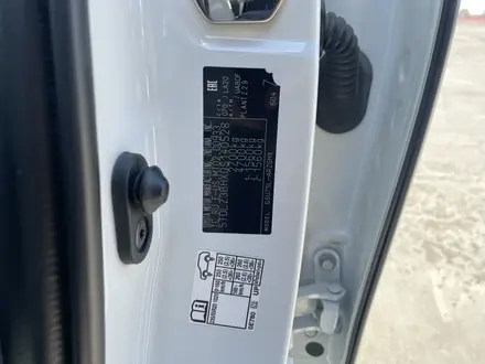 Toyota Highlander 2022 года за 30 000 000 тг. в Атырау – фото 29