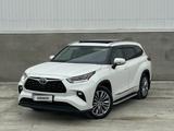Toyota Highlander 2022 годаүшін30 000 000 тг. в Атырау