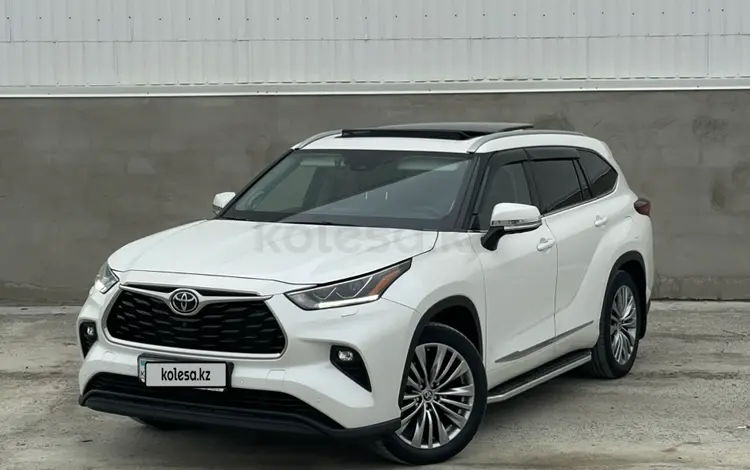 Toyota Highlander 2022 годаүшін30 000 000 тг. в Атырау