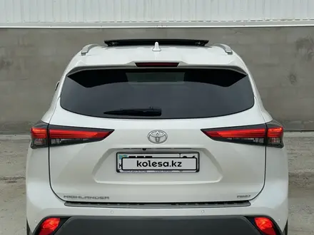 Toyota Highlander 2022 года за 30 000 000 тг. в Атырау – фото 12