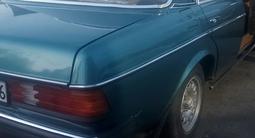 Mercedes-Benz E 200 1983 годаүшін2 700 000 тг. в Усть-Каменогорск