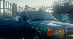 Mercedes-Benz E 200 1983 годаүшін2 700 000 тг. в Усть-Каменогорск – фото 5