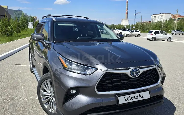 Toyota Highlander 2023 годаүшін22 800 000 тг. в Костанай