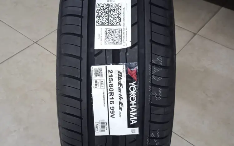 ШИНОМОНТАЖ В ПОДАРОК 215/60R16 YOKOHAMA ES32 за 35 000 тг. в Алматы