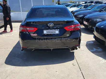 Toyota Camry 2018 года за 9 000 000 тг. в Актау – фото 7