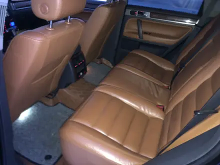 Volkswagen Touareg 2008 года за 7 000 000 тг. в Караганда – фото 7