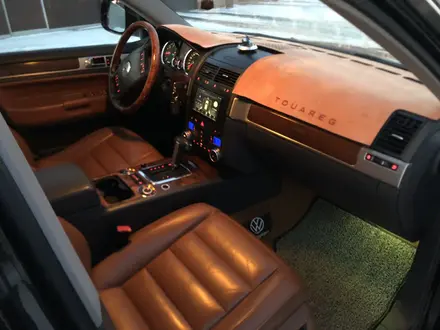 Volkswagen Touareg 2008 года за 7 000 000 тг. в Караганда – фото 8