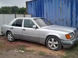 Mercedes-Benz E 230 1992 годаfor1 300 000 тг. в Алматы