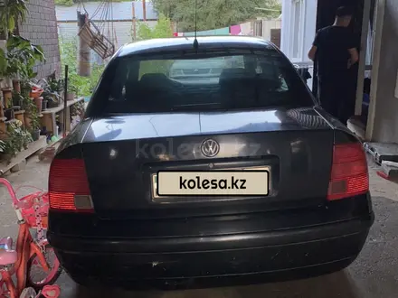 Volkswagen Passat 1998 года за 1 200 000 тг. в Алматы – фото 2