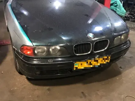 BMW 525 1998 года за 1 000 000 тг. в Караганда