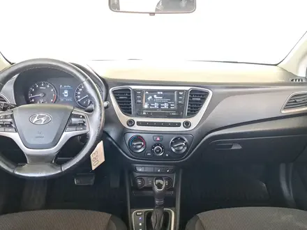 Hyundai Accent 2017 года за 6 420 000 тг. в Кызылорда – фото 14