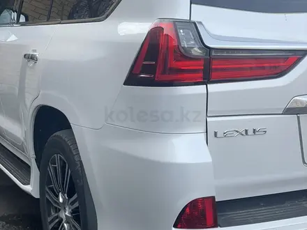 Lexus LX 570 2020 года за 52 000 000 тг. в Семей