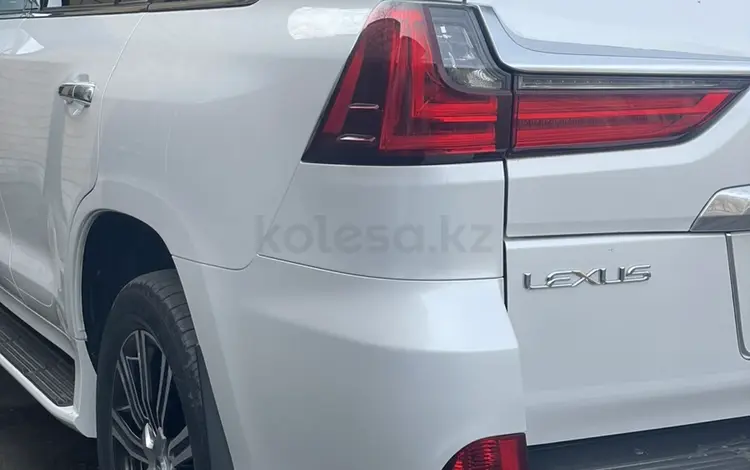 Lexus LX 570 2020 года за 56 000 000 тг. в Семей