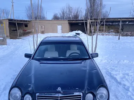 Mercedes-Benz E 200 1997 года за 1 900 000 тг. в Шымкент – фото 5