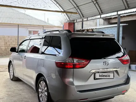 Toyota Sienna 2015 года за 13 500 000 тг. в Актау – фото 4