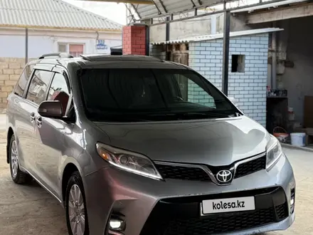 Toyota Sienna 2015 года за 13 500 000 тг. в Актау – фото 2
