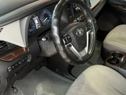 Toyota Sienna 2015 года за 13 500 000 тг. в Актау – фото 7