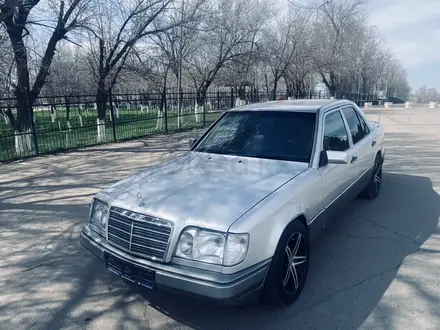 Mercedes-Benz E 280 1993 года за 1 900 000 тг. в Талдыкорган – фото 15