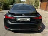 Lexus ES 250 2025 годаүшін34 000 000 тг. в Алматы – фото 2
