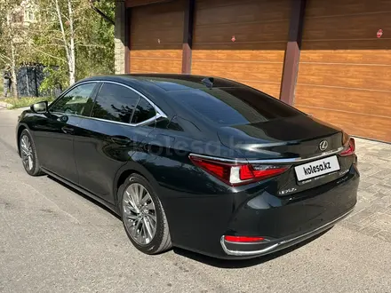 Lexus ES 250 2025 года за 34 000 000 тг. в Алматы – фото 3