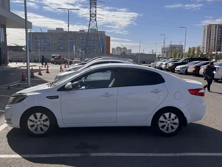 Kia Rio 2014 года за 5 300 000 тг. в Есиль – фото 3